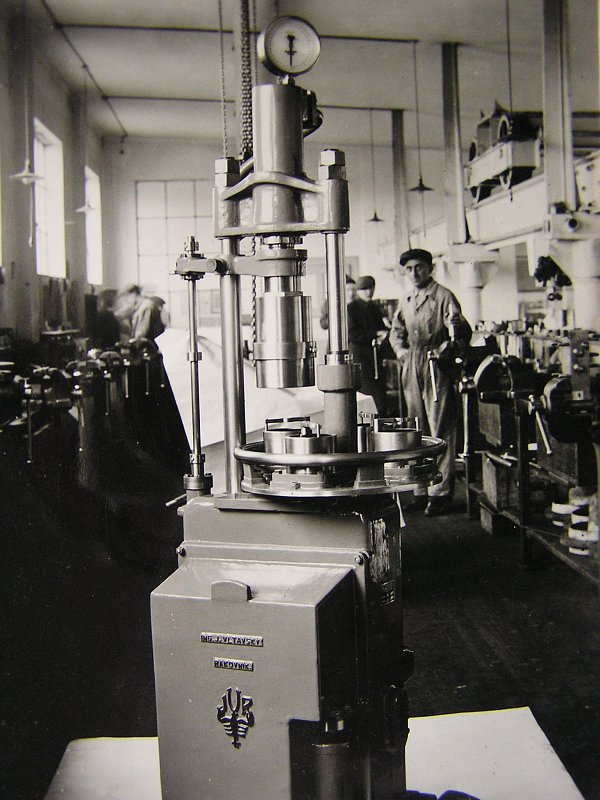 Vltavský hydraulic press 